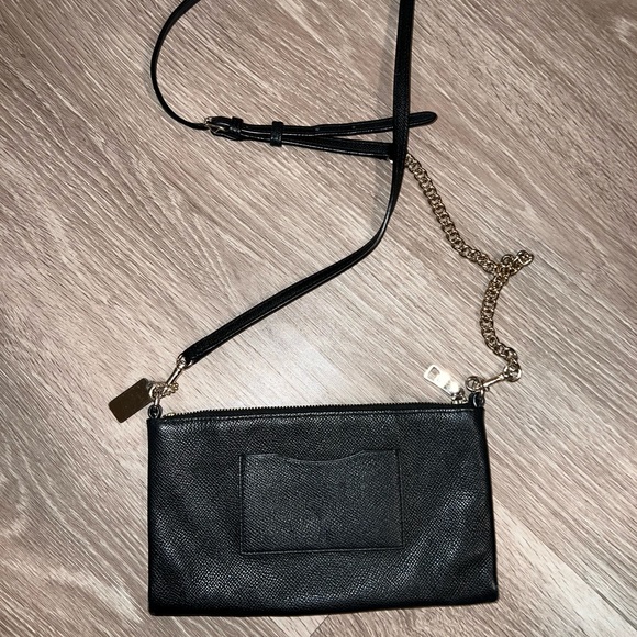 Leather Coach zip crossbody - Picture 3 of 3
